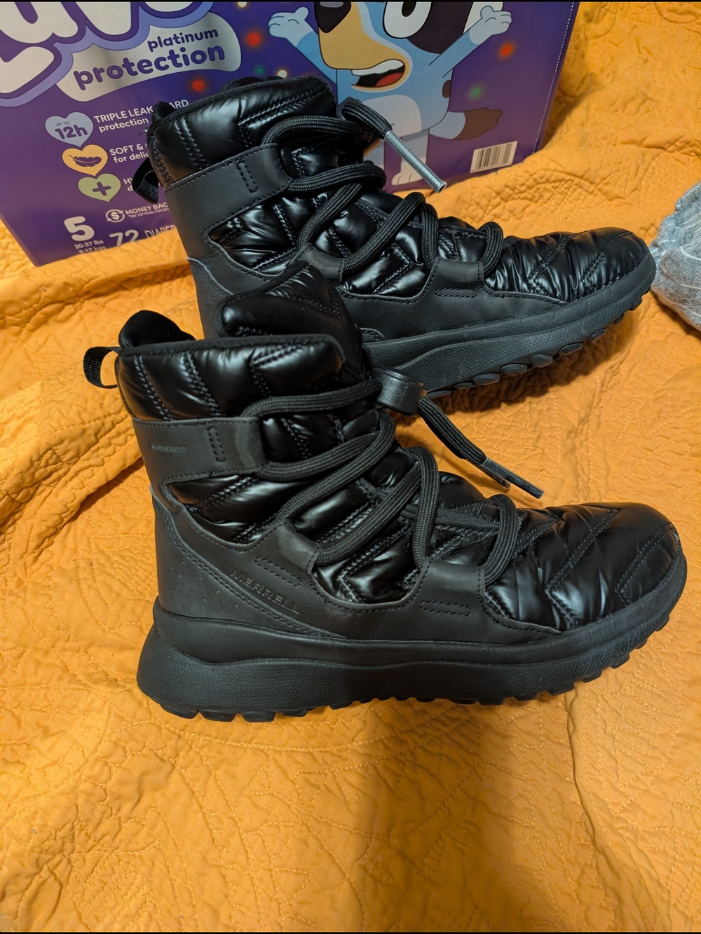Merrell Black Quilted Lace-Up Ankle Booties